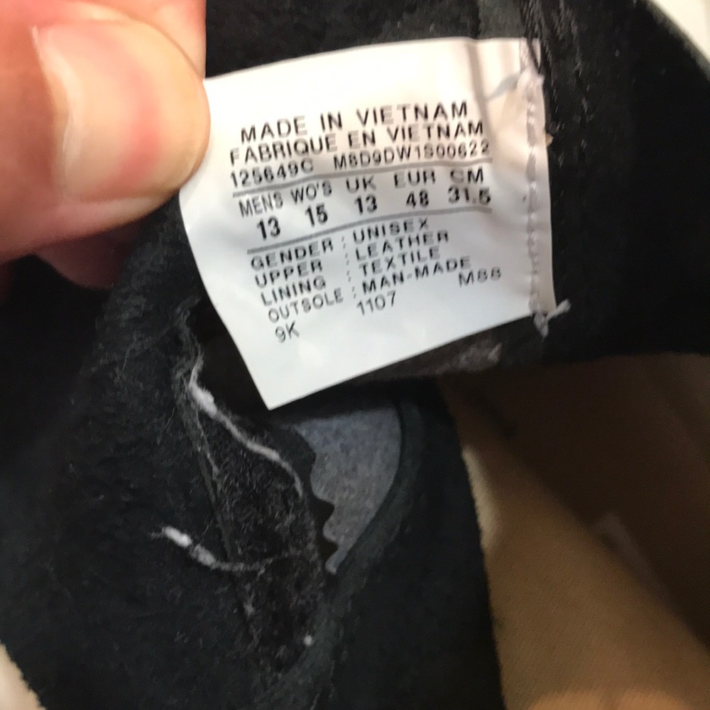 Converse Chuck Taylor black leather high tops - Picture 7 of 7